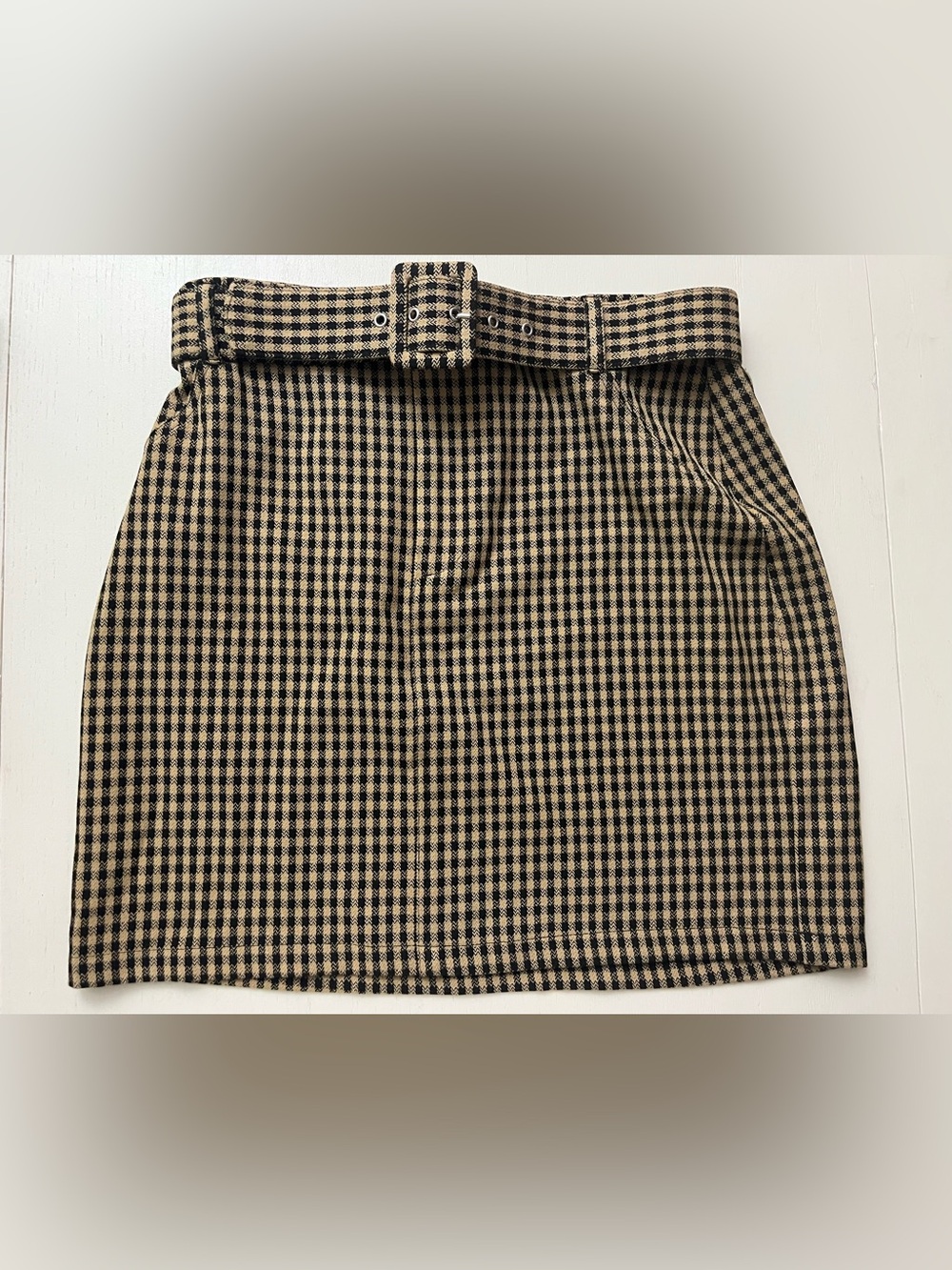 Hollister Ultra High-Rise Belted
Houndstooth / Plaid Mini Skirt